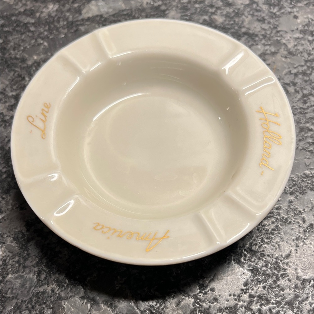 Holland American Cruise 🚢 Line Ceramic Ash Tray. 1930-1940 passenger souvenirs